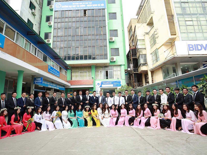 tuyen sinh dai h0c chinh quy 2019 nganh tai chinh ngan hang1 tuyen sinh dai h0c chinh quy 2019 nganh tai chinh ngan hang1